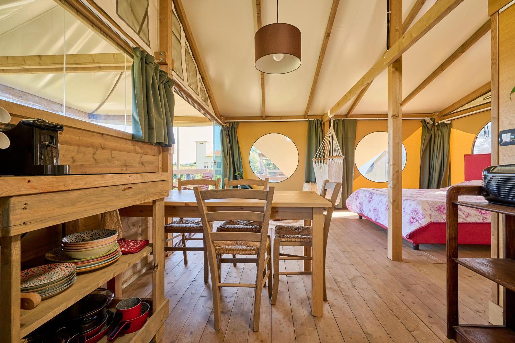 Suite Glamping Vicino Al Mare Piombino Exterior foto