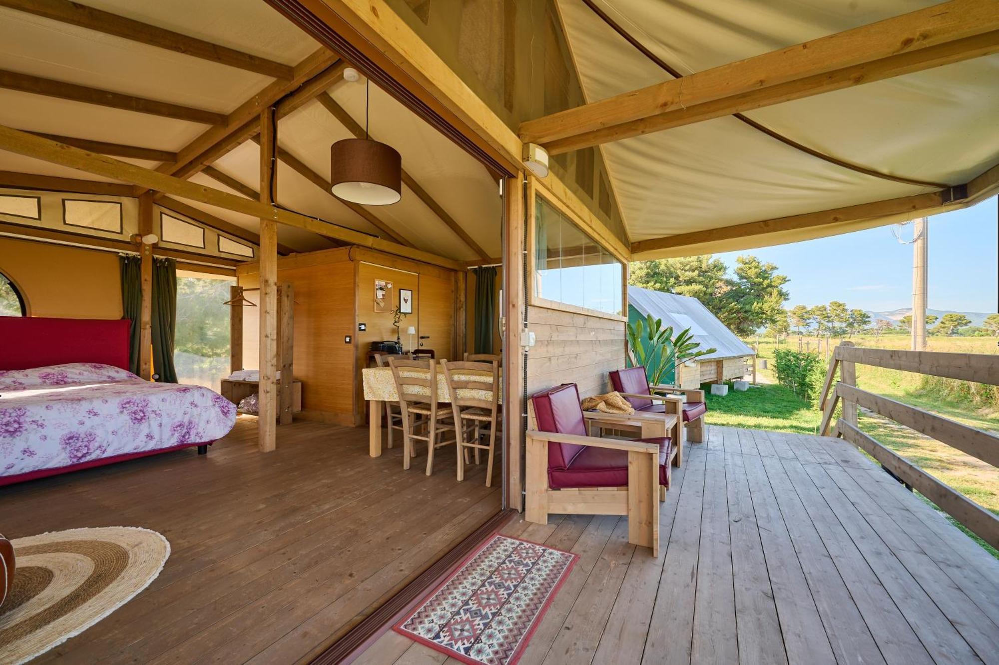 Suite Glamping Vicino Al Mare Piombino Exterior foto